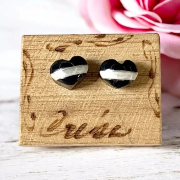 Native Jewelry - Native American Zuni Artisan Handmade Silver Mother of Pearl Onyx Heart Earrings